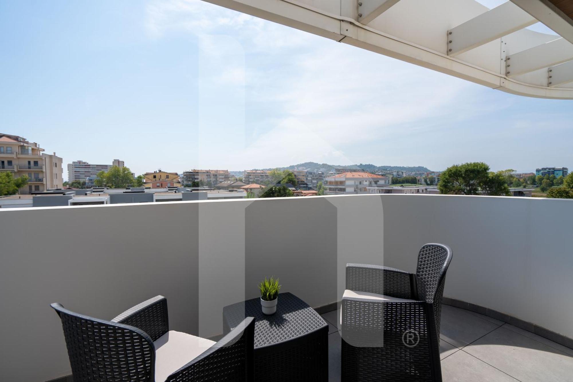 Homiday - Waterfront Montesilvano Marina Dış mekan fotoğraf