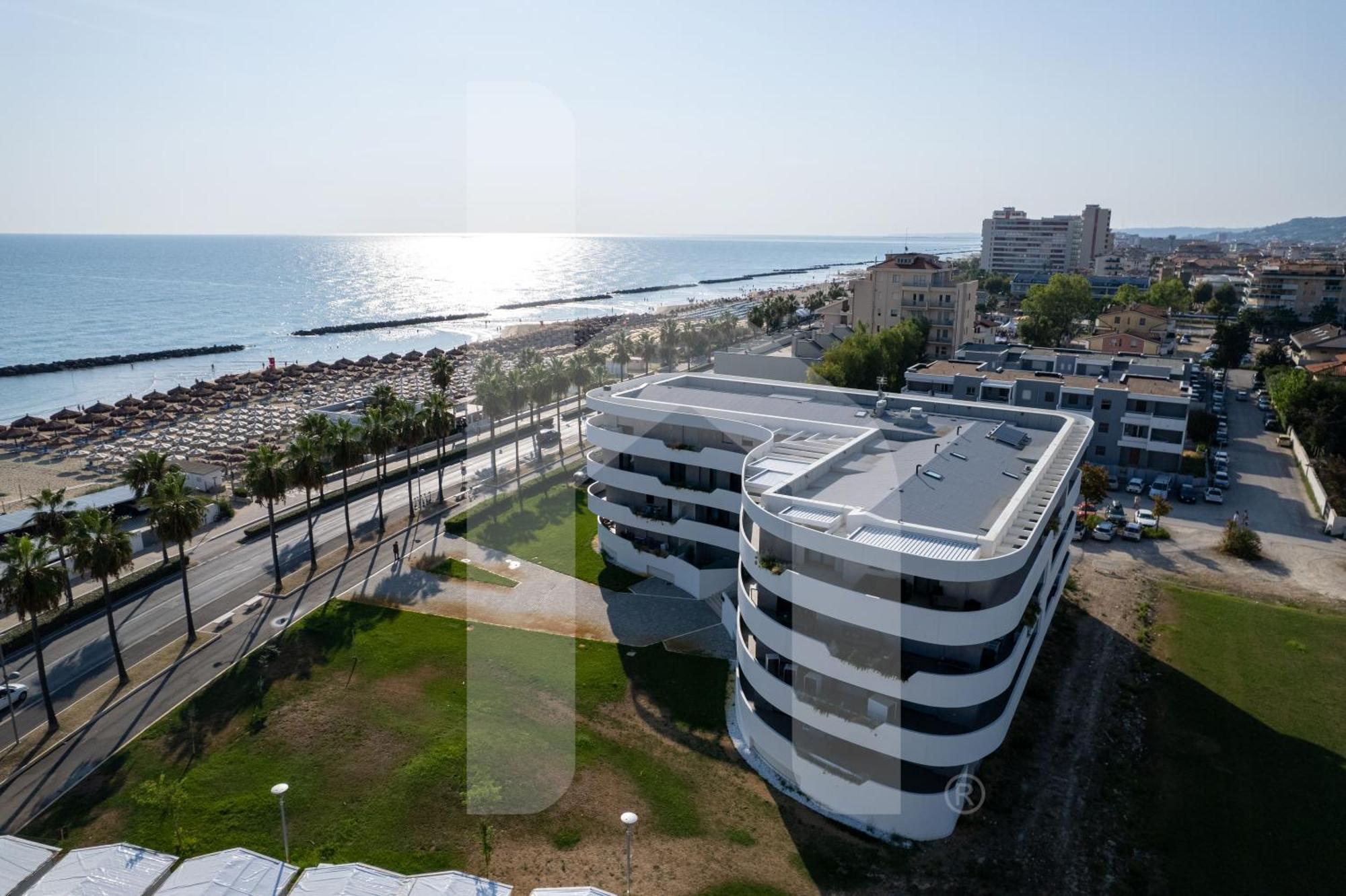 Homiday - Waterfront Montesilvano Marina Dış mekan fotoğraf